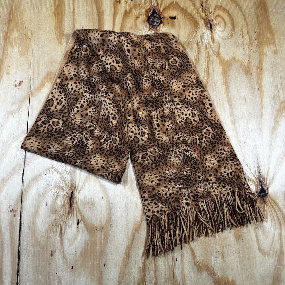 Vintage 90s Brown Leopard Print Fringe Scarf (One Size)